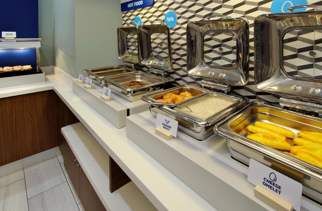 Holiday Inn Express & Suites - Asheboro By Ihg Luaran gambar