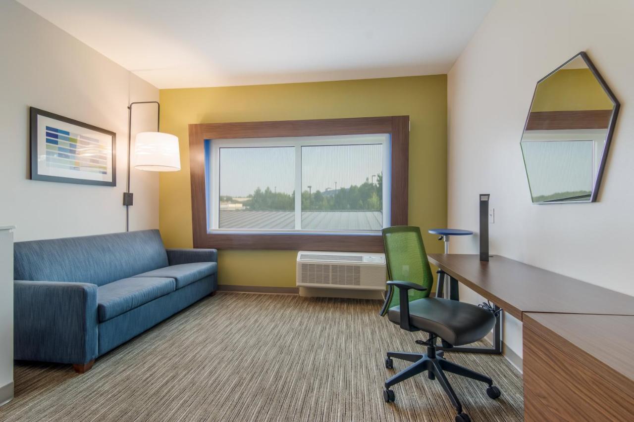 Holiday Inn Express & Suites - Asheboro By Ihg Luaran gambar
