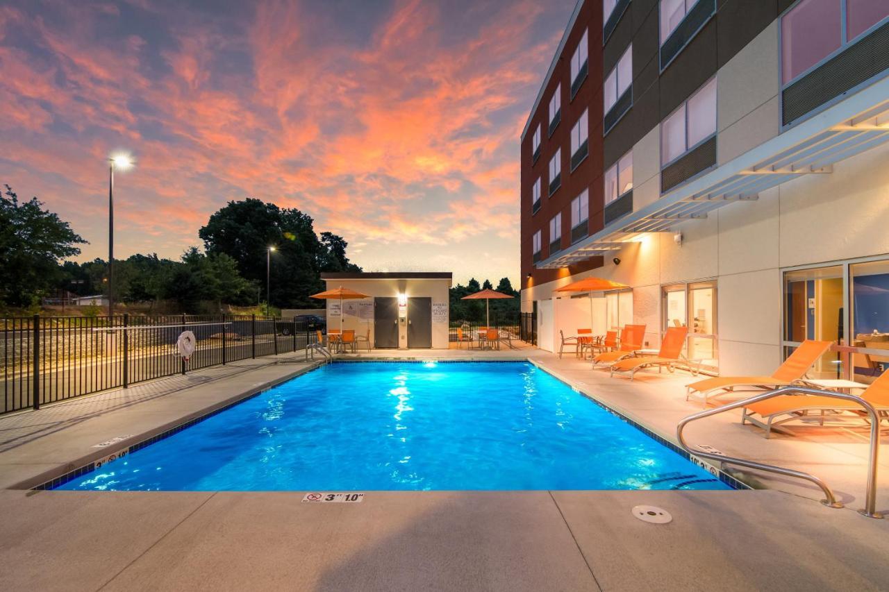 Holiday Inn Express & Suites - Asheboro By Ihg Luaran gambar