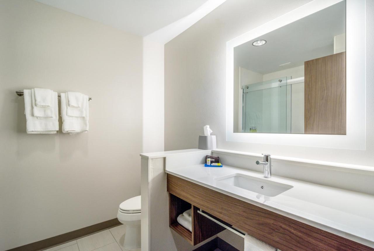Holiday Inn Express & Suites - Asheboro By Ihg Luaran gambar